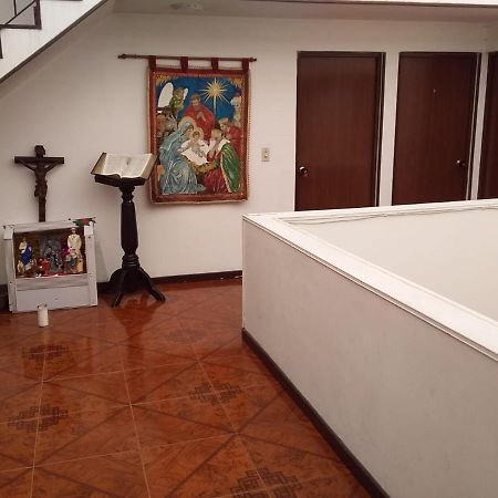 Habitacion Con Bano Privado Cerca Al Aeropuerto Bogotá Exteriör bild